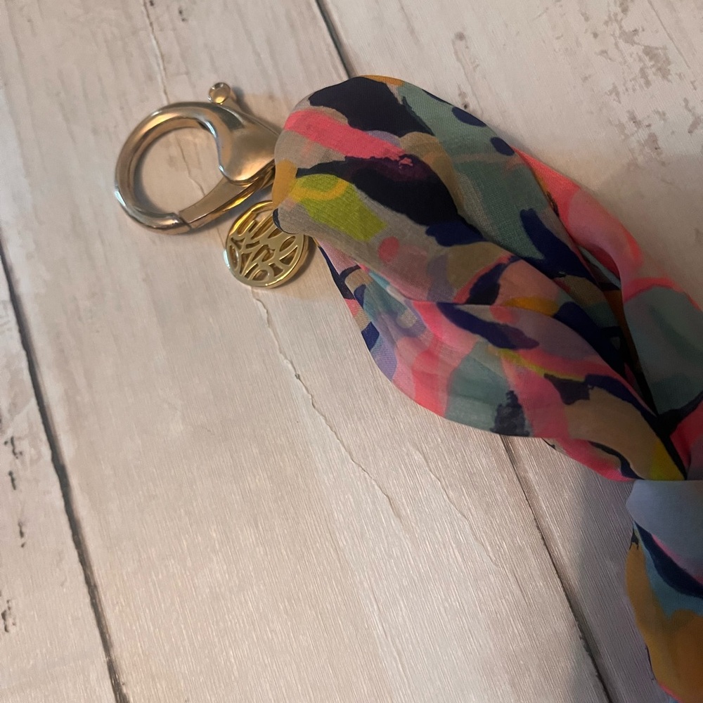Multicolor Lilly Pulitzer bag charm - Picture 5 of 10